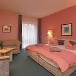 Altstadthotel An Der Werra 3* מאינינגן